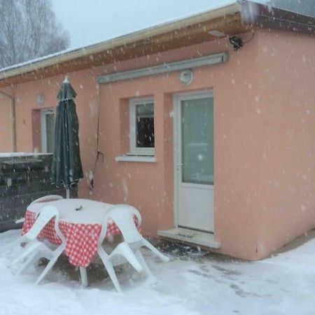 Le Coin Tranquille Au Pied Du Puy De Dome Apartment Pontgibaud Luaran gambar
